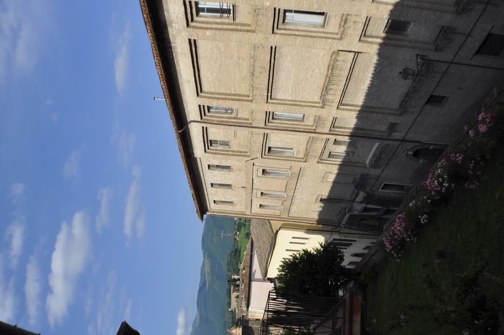 Hotel Fioriti Matelica Exterior foto